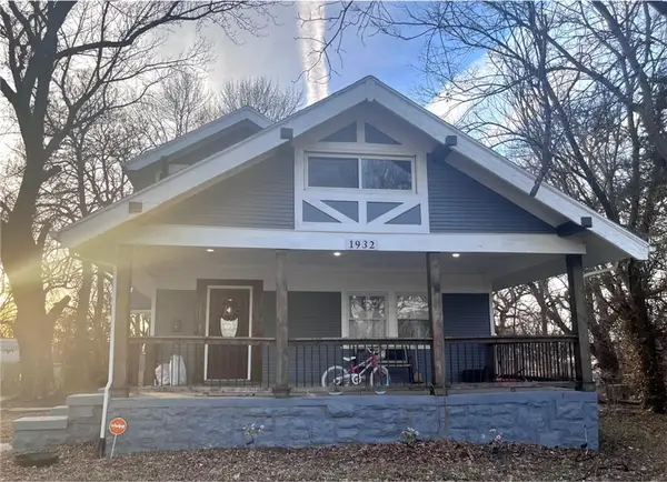 1932 Praun Lane, Kansas City, KS 66102