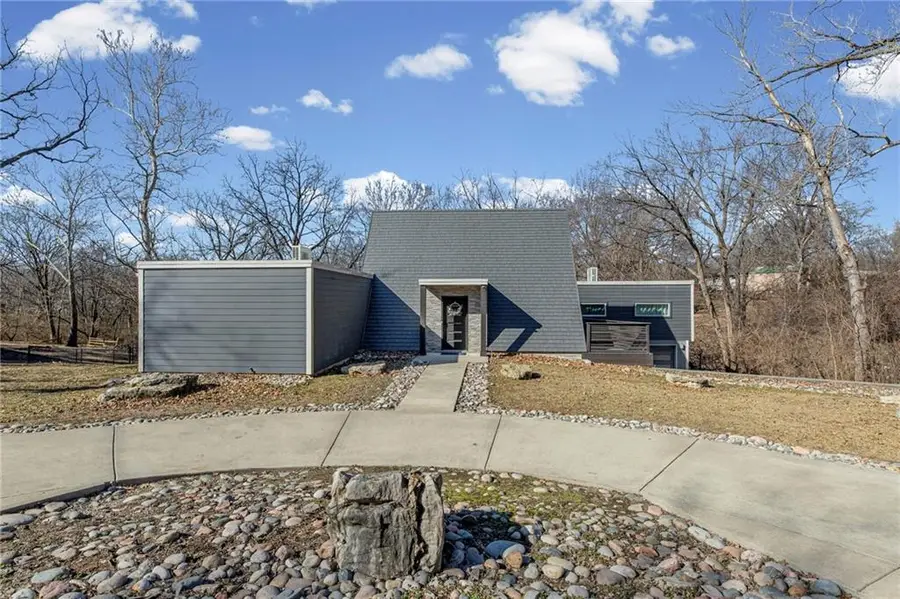 2804 S Whitney Road, Independence, MO 64057 - #2