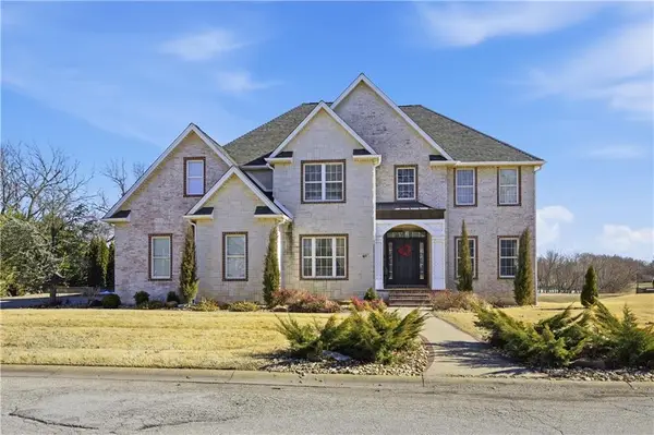 807 Copper Oaks Drive, Carl Junction, MO 64834