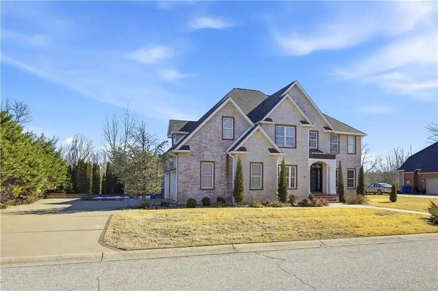 807 Copper Oaks Drive, Carl Junction, MO 64834 - #3