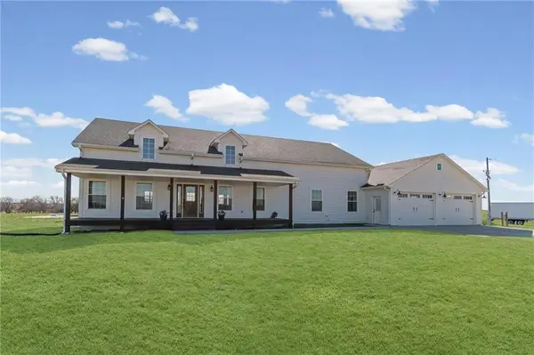 4520 NW 1270 Road, Deepwater, MO 64740