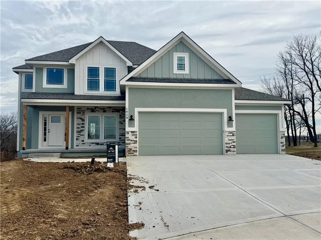 1929 Longview Drive, Liberty, MO 64068 - #1