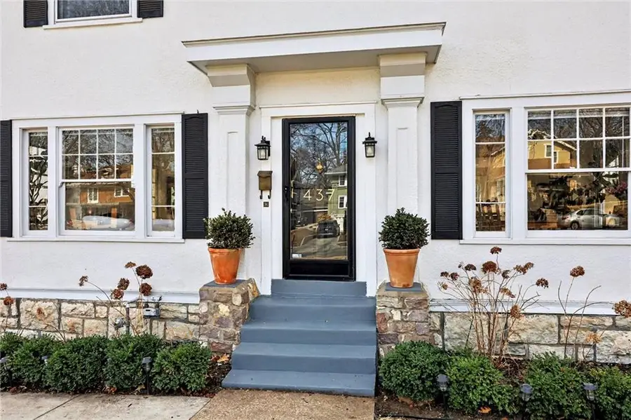 437 W 59th Terrace, Kansas City, MO 64113 - #2