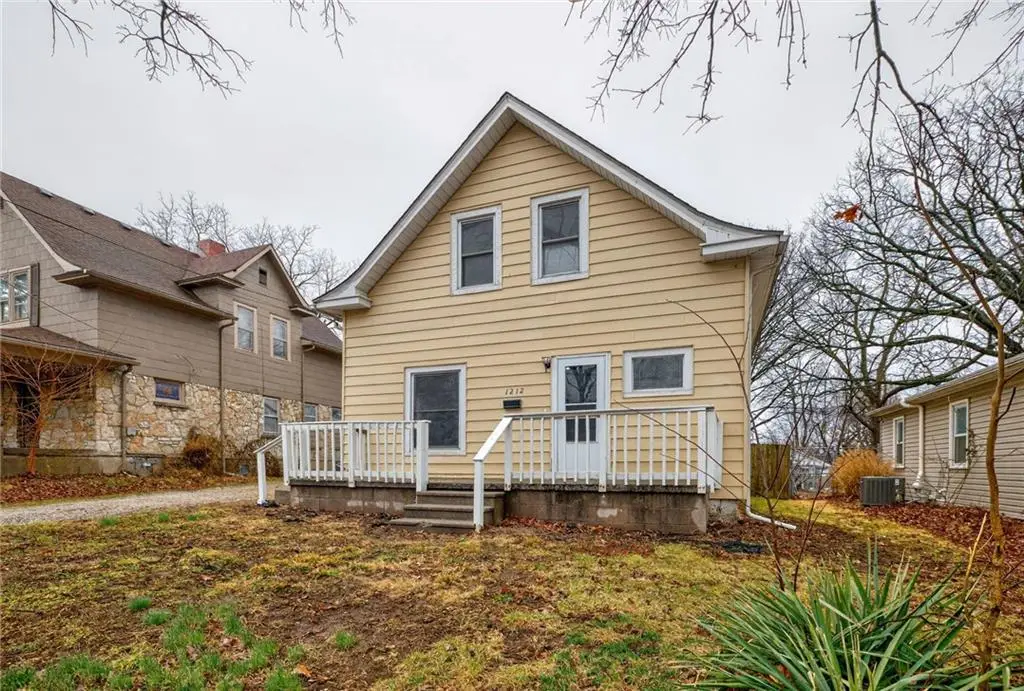 1212 N Spring Street, Independence, MO 64050 - #1