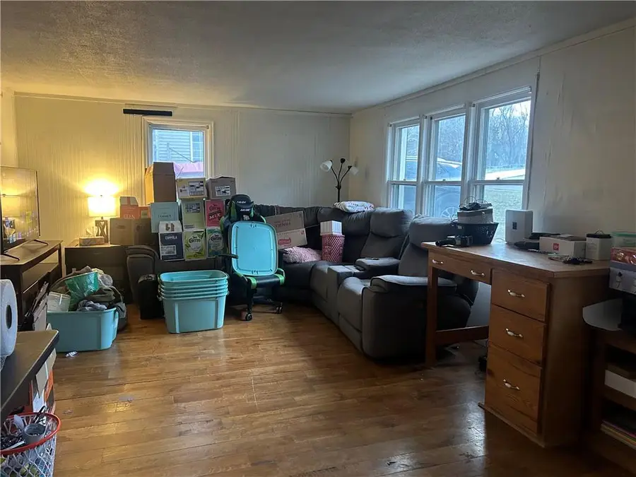 705 Yoeke Street, Tonganoxie, KS 66086 - #3