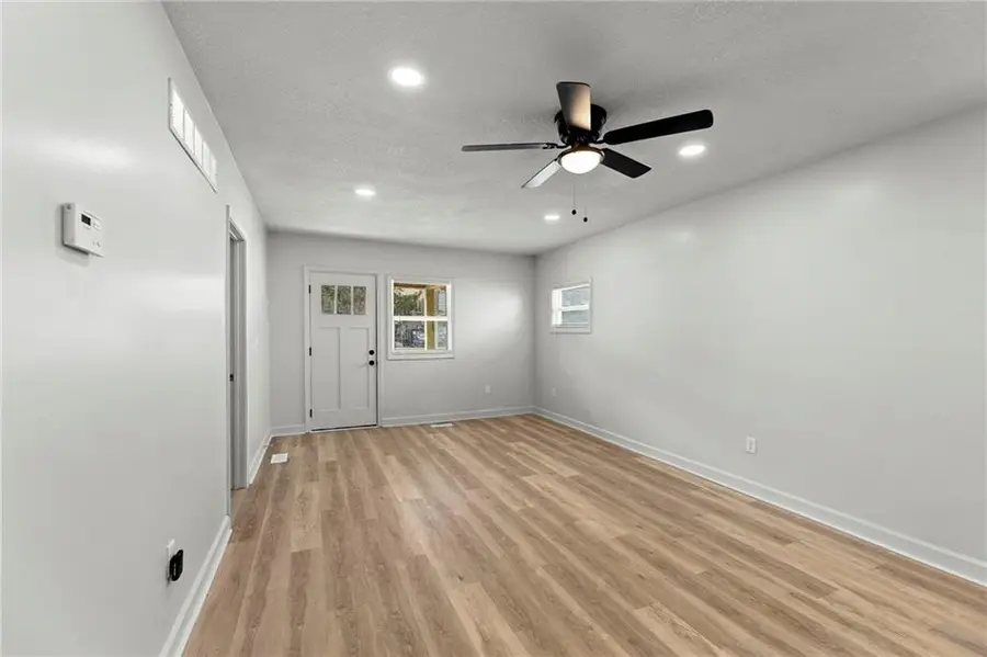 4515 Jarboe Street, Kansas City, MO 64111 - #3