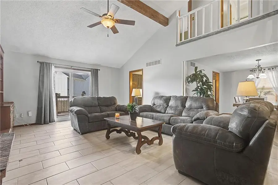 11935 W 66th Street, Shawnee, KS 66216 - #3