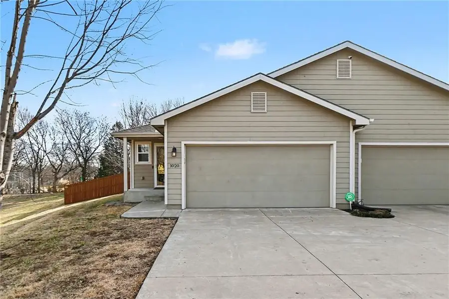 1020 Red Oaks Place, Topeka, KS 66615 - #2