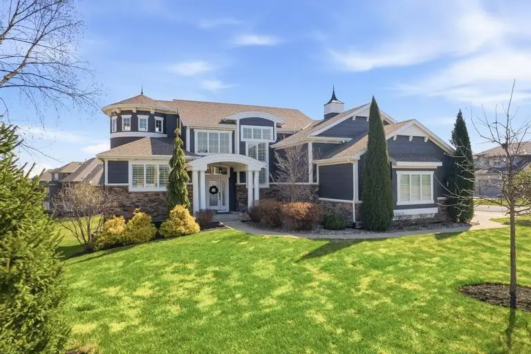 10231 N Kansas Avenue, Kansas City, MO 64155 - #1