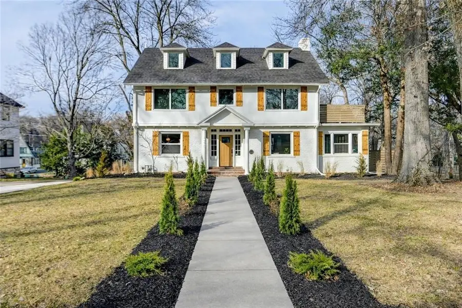 426 W 57th Street, Kansas City, MO 64113 - #2