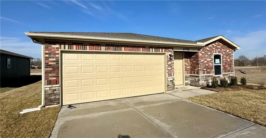37710 W 207th Terrace, Edgerton, KS 66021 - #1