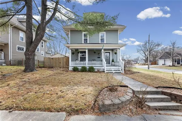 501 E Shawnee Street, Paola, KS 66071