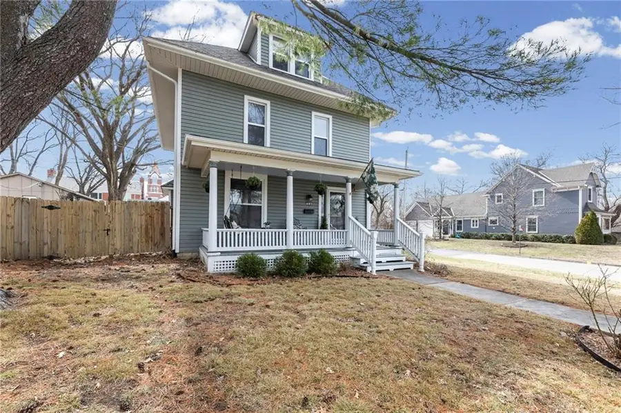 501 E Shawnee Street, Paola, KS 66071 - #3