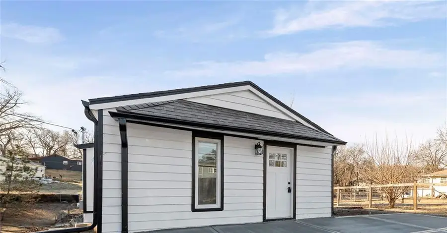 1128 Quincy Street, Leavenworth, KS 66048 - #3