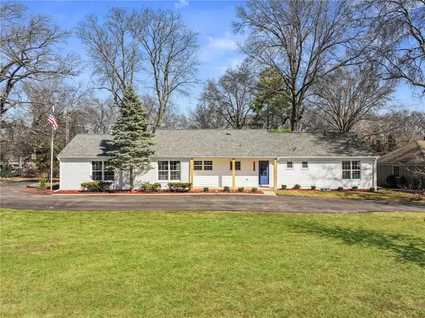 3520 W 93rd Street, Leawood, KS 66206