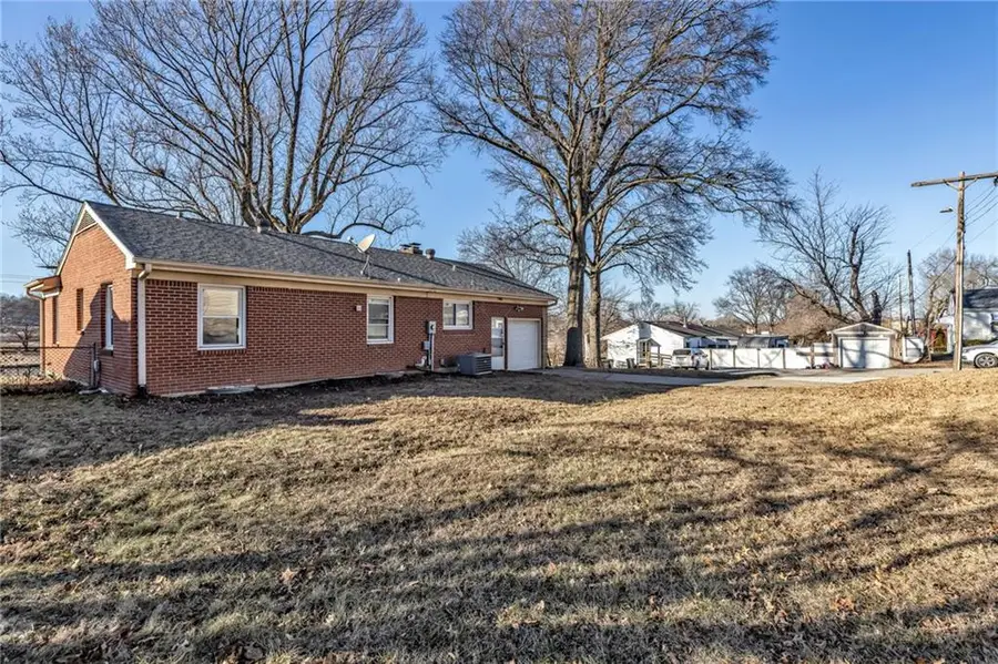 2601 S Hardy Avenue, Independence, MO 64052 - #2