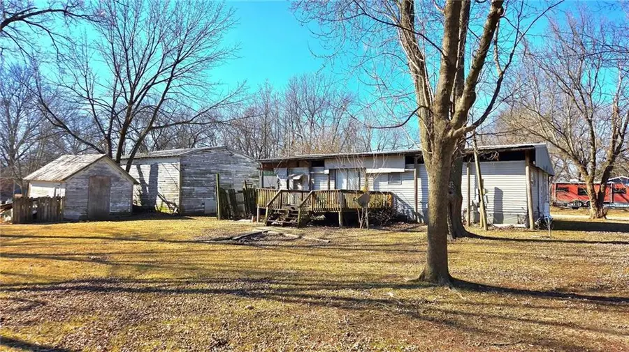 704 Pine Street, Pleasanton, KS 66075 - #2