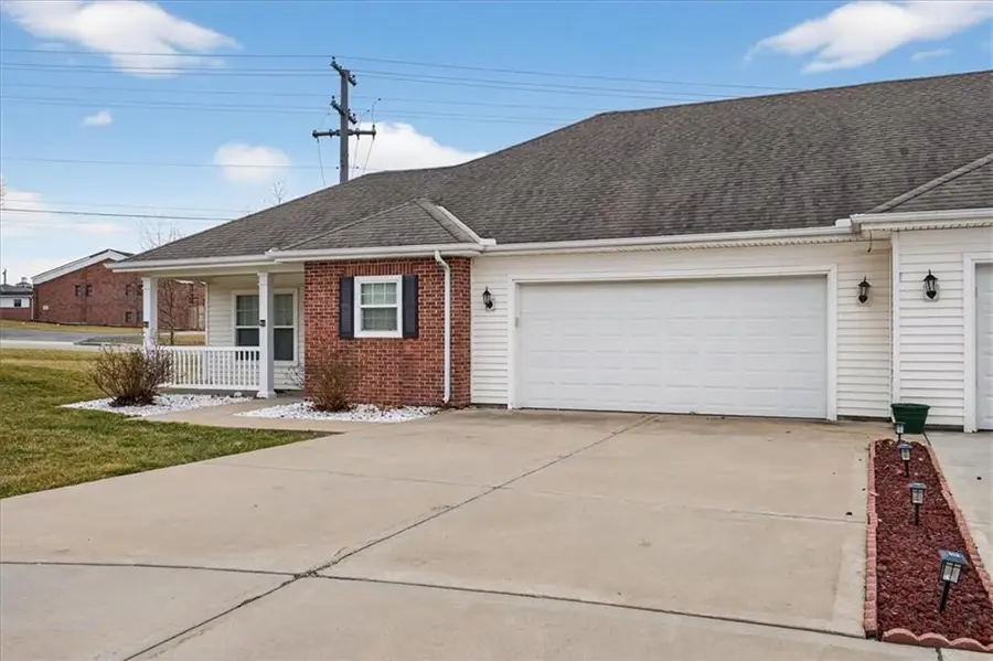 11315 Lafayette Avenue, Kansas City, KS 66109 - #2