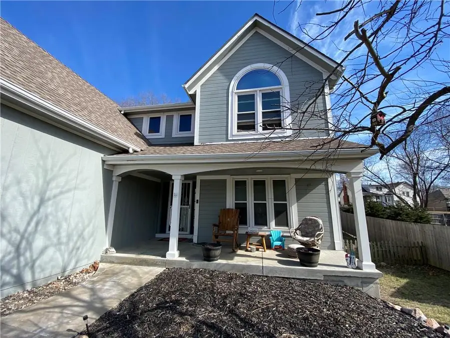 9715 N Holmes Street, Kansas City, MO 64155 - #2