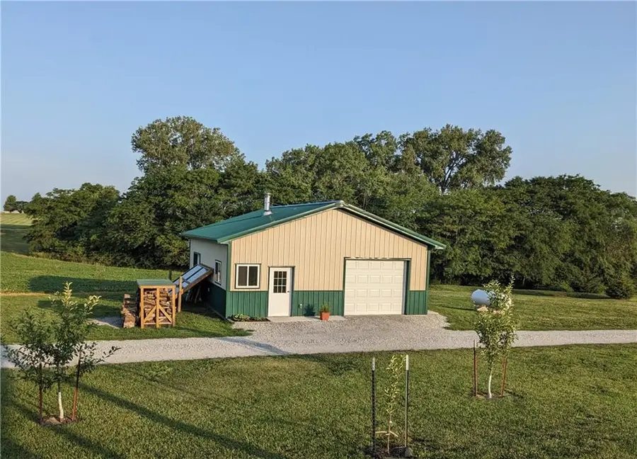 3100 SE Wamsley Road, Cameron, MO 64429 - #3