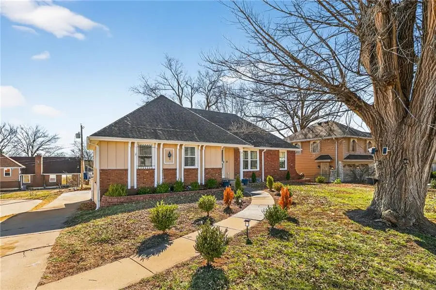 8117 E 96th Street, Kansas City, MO 64134 - #3