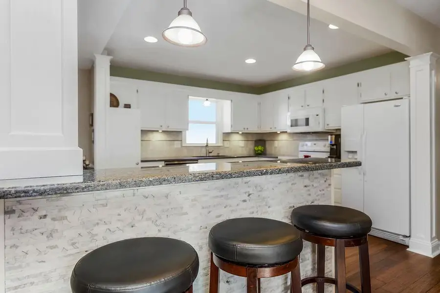 1800 Thornton Street, Leavenworth, KS 66048 - #3