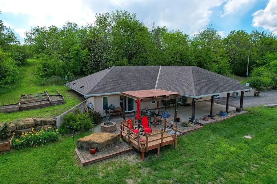 16245 62nd Street, Oskaloosa, KS 66066 - #3