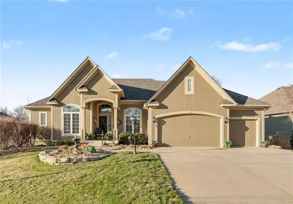 23518 W 72nd Terrace, Shawnee, KS 66227