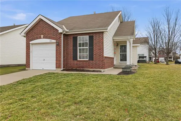 9803 N Hawthorne Avenue, Kansas City, MO 64157