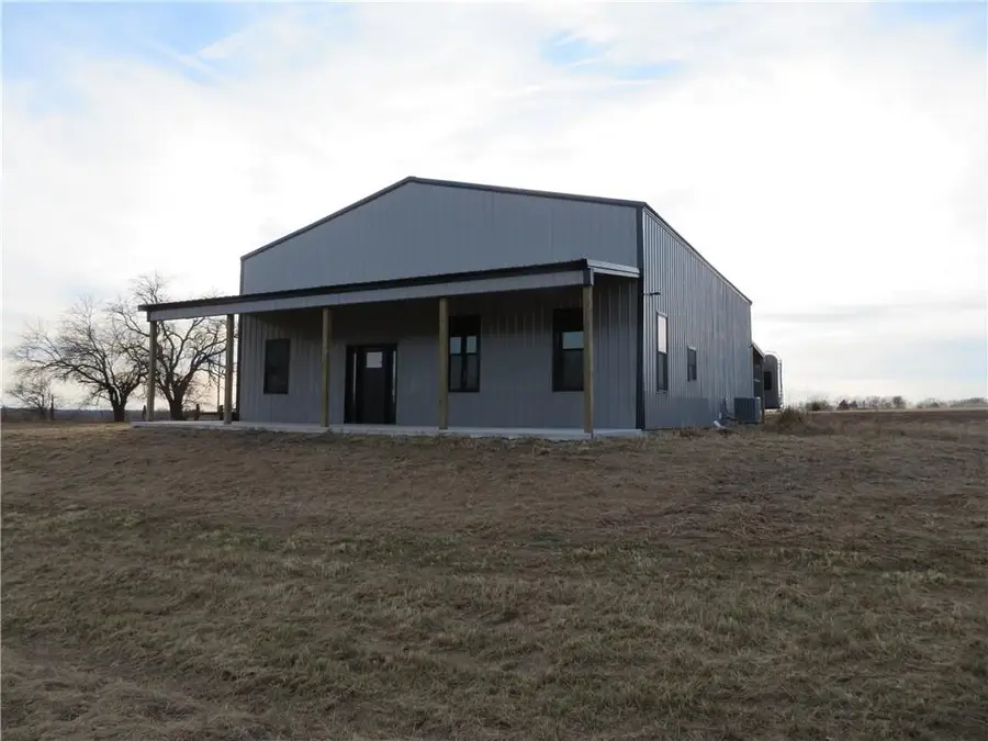 12582 K-16 Highway, Valley Falls, KS 66088 - #3