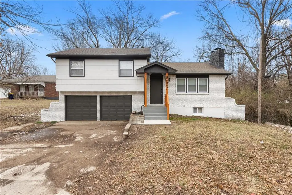 8007 Blue Ridge Boulevard, Raytown, MO 64138 - #1