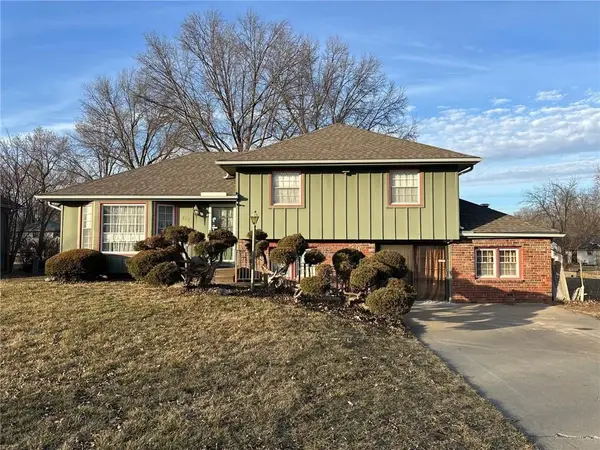 812 Mulberry Street, Lee's Summit, MO 64086