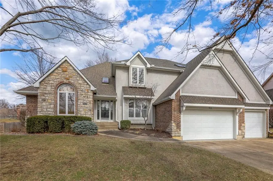 955 High Point Drive, Lees Summit, MO 64081 - #2