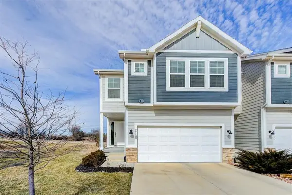 2108 SW Holdbrooks Drive, Lee's Summit, MO 64082