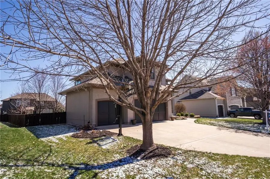 5511 Chouteau Street, Shawnee, KS 66226 - #2