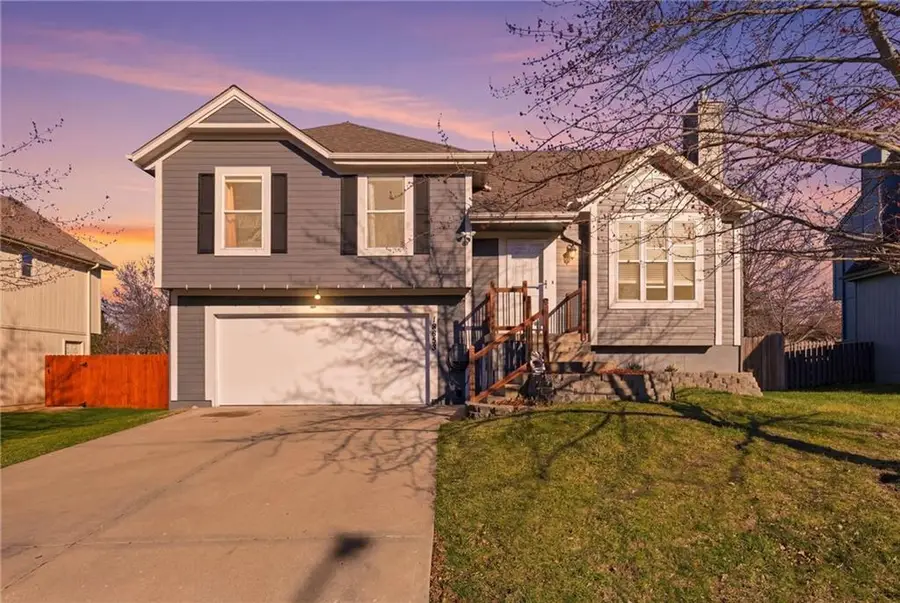 16383 S Hunter Street, Olathe, KS 66062 - #2