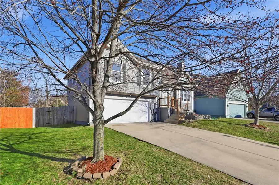 16383 S Hunter Street, Olathe, KS 66062 - #3