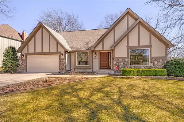 10251 Goddard Street, Overland Park, KS 66214