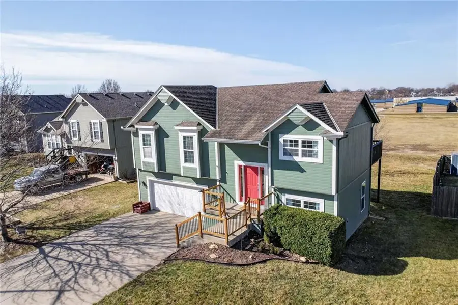 740 N Spruce Street, Gardner, KS 66030 - #2