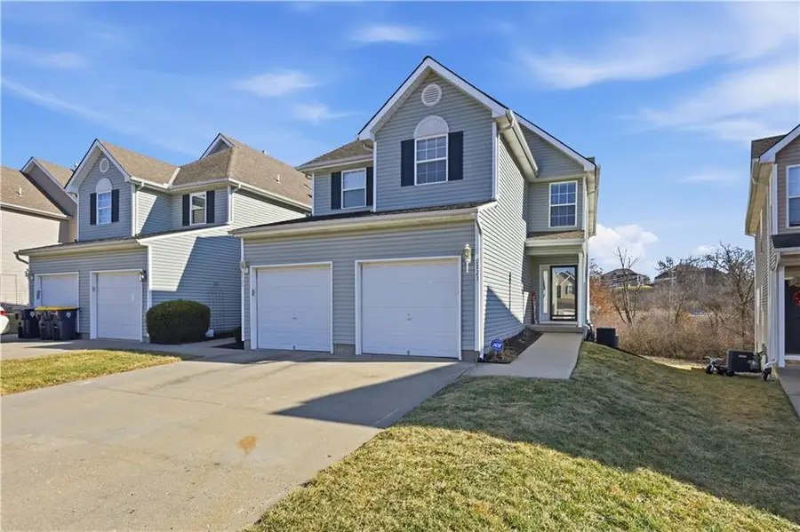 9723 N Lewis Avenue, Kansas City, MO 64157 - #2