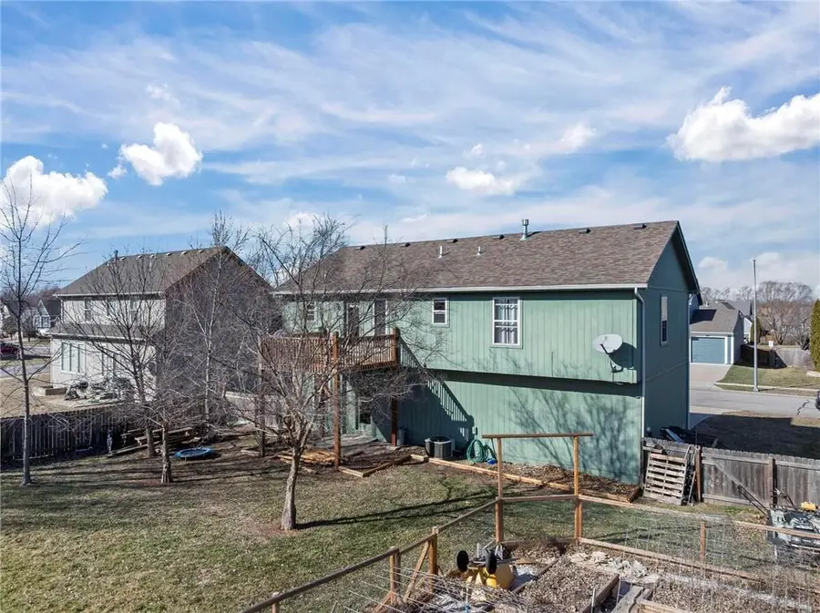 1303 N 3rd Street E, Louisburg, KS 66053 - #3