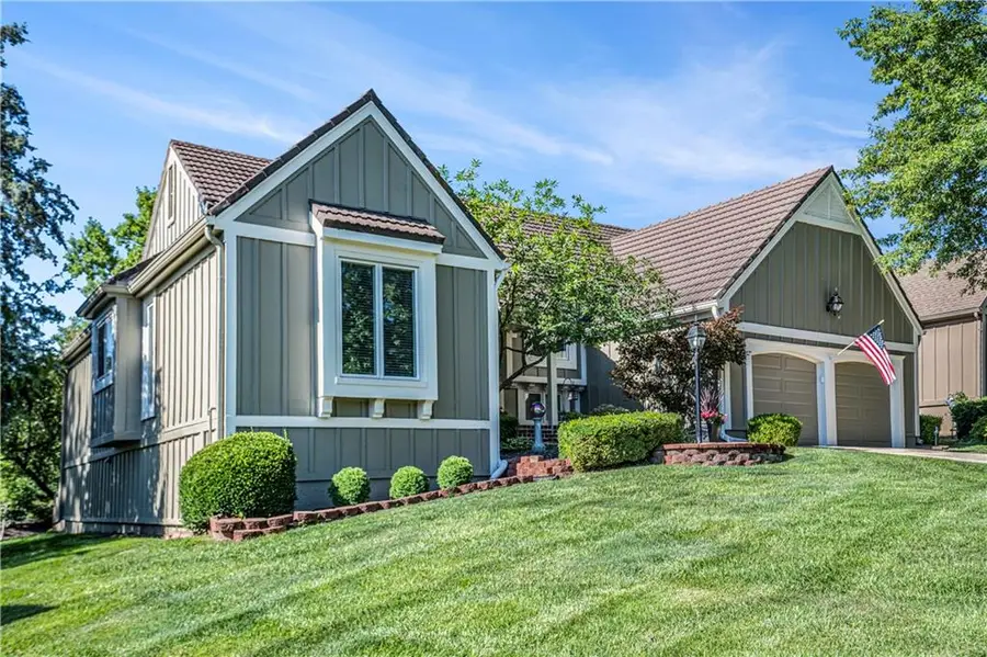 1985 W 123rd Place, Leawood, KS 66209 - #2