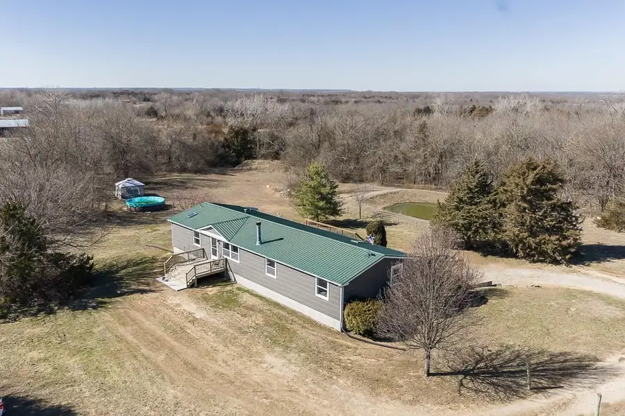 39010 Lonestar Road, Fontana, KS 66026 - #2
