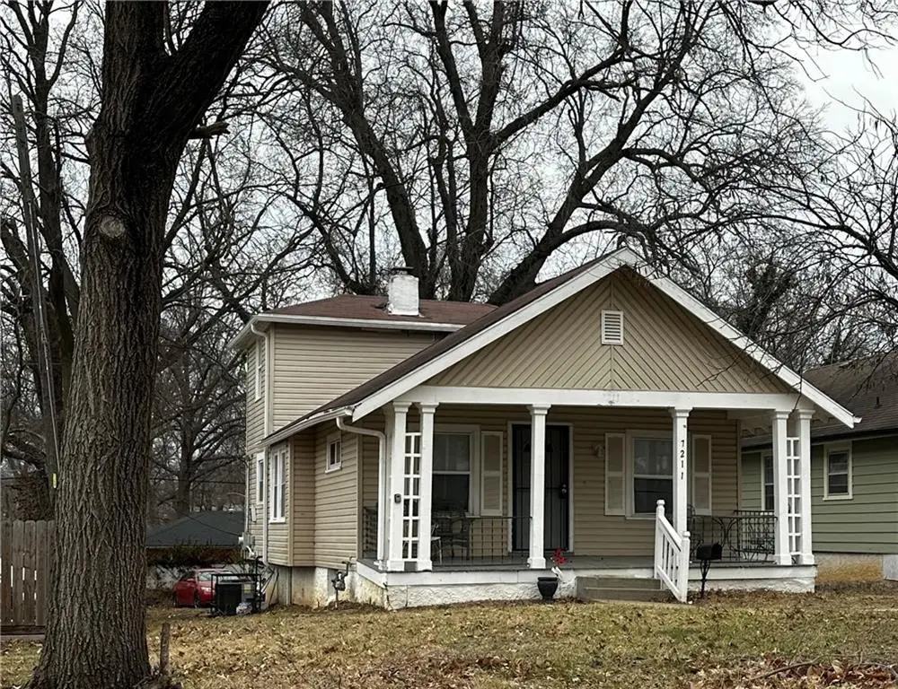 7211 Lydia Avenue, Kansas City, MO 64131 - #1