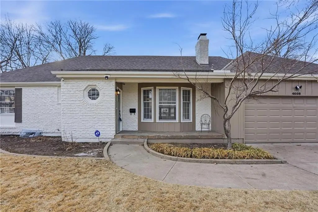 4608 Westridge Road, Kansas City, MO 64133 - #1