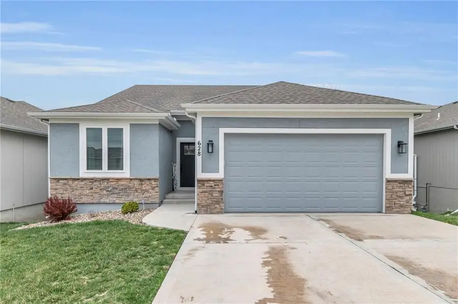 628 NW 110th Street, Kansas City, MO 64155 - #2