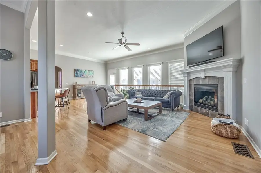 10219 Theden Circle, Lenexa, KS 66220 - #3