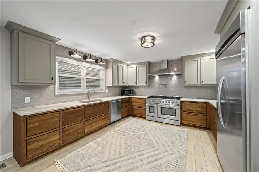 3617 NW Blue Jacket Drive, Lees Summit, MO 64064 - #2