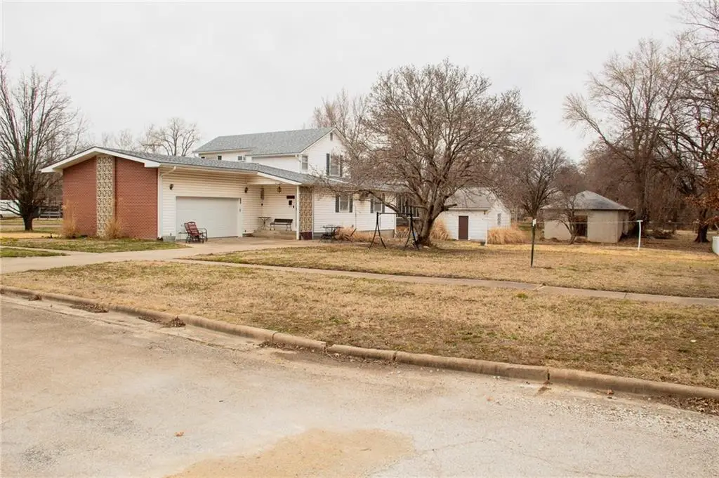 203 E Butler Street, Yates Center, KS 66783 - #1