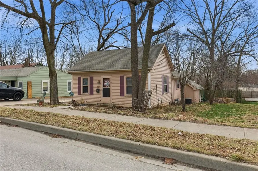 537 E Mill Street, Liberty, MO 64048 - #3